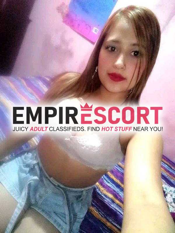divertía y atractiva chica totalmente disponible para ti