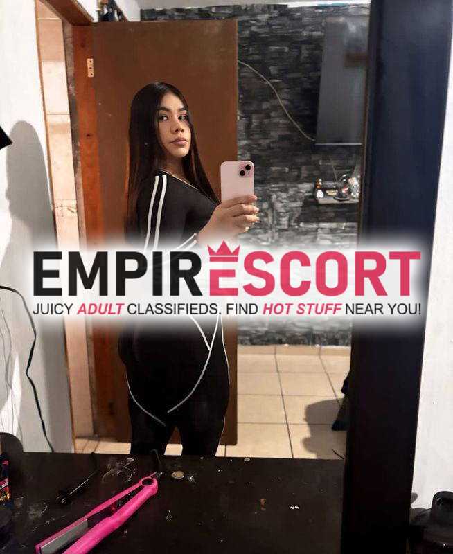 ardiente cariñosa sumisa complaciente adicta al sexo