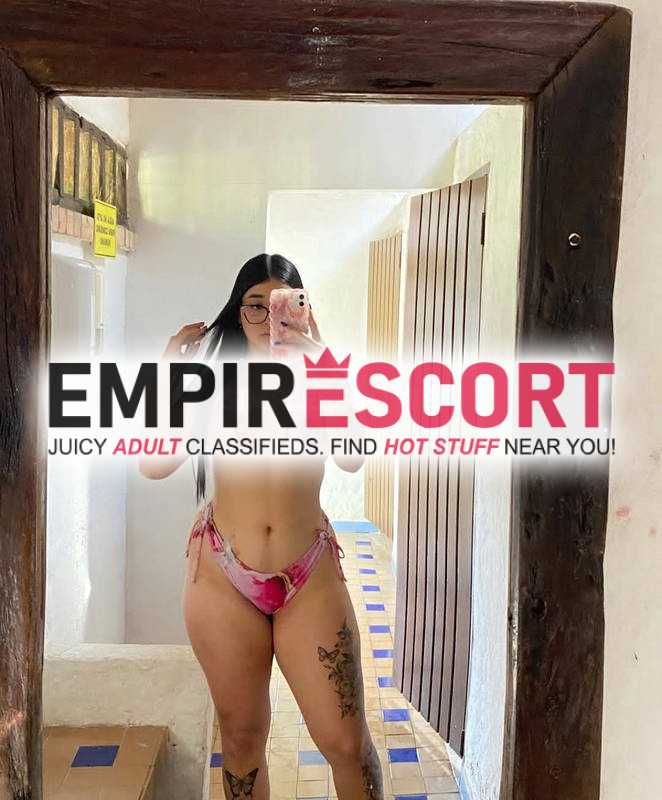 hermosa dama de compañía