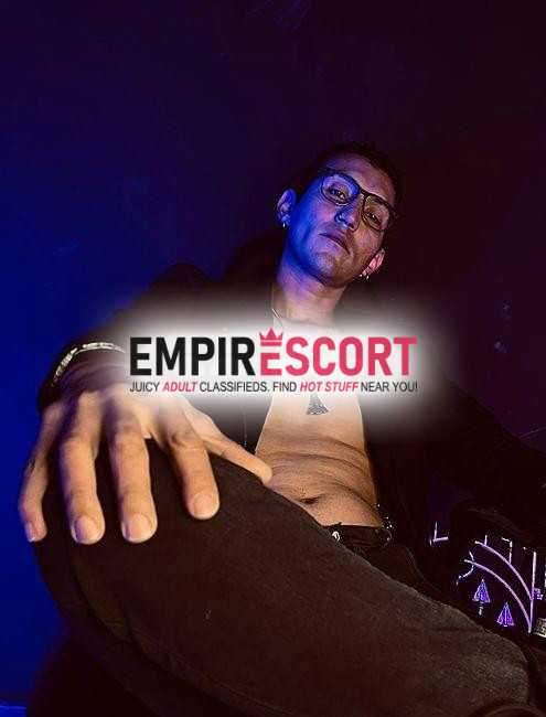 bisexual complaciente mente abierta 😈😈😈😈 serio y discreto