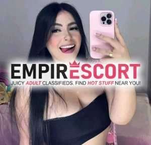 hermosa chica traviesa y pervertida dispuesta saciar tus ganas de sexo