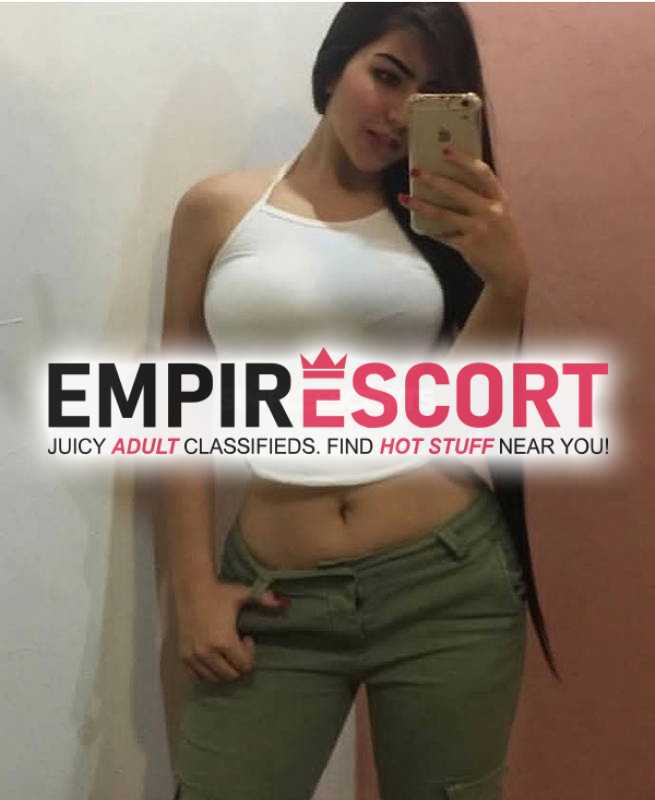 si yo linda chica universitaria me gusta complacer mis clientes y me gusta el sexo al natural