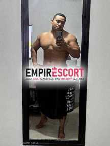activo macho reservado vergon musculoso lechero 22 cm grueso