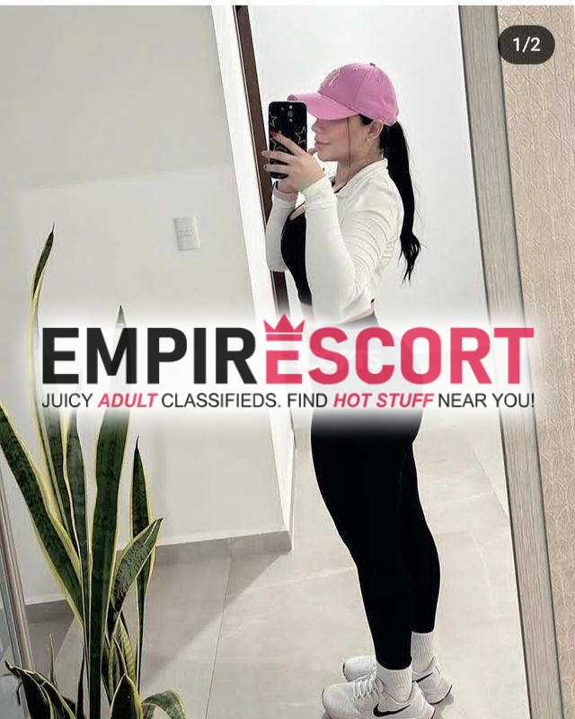 soy linda chica universitaria me gusta el sexo al natural me gusta complacer mis clientes