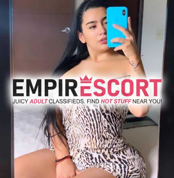 hermosa caliente sumisa