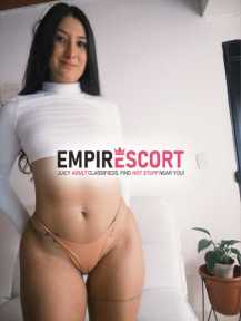 siente mi piel mis manos por tu cuerpo mis labios en tu bombombum