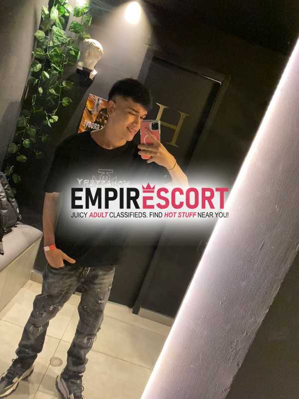 justin chico delgado guapo disponible medellin