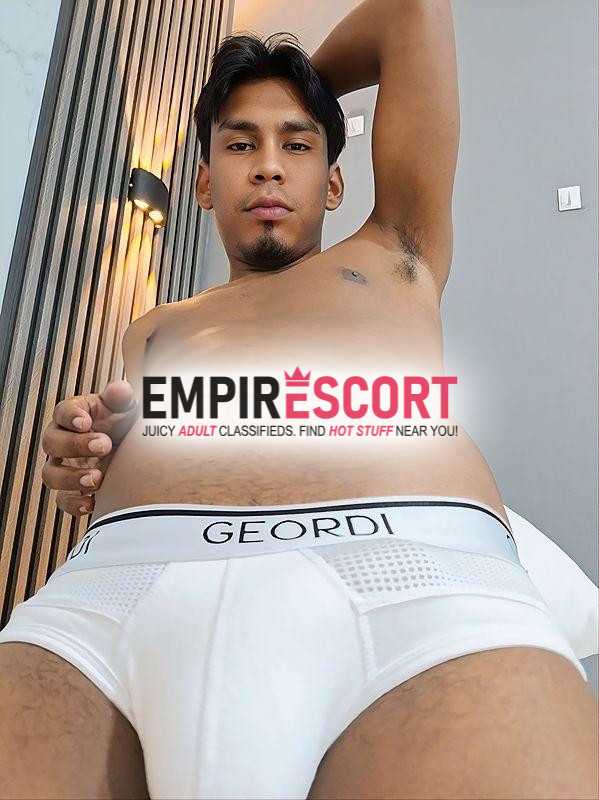 moreno dotado 20cm🍆 caliente morboso 
dispuesto cumplir tus fantasías solo llama o escríbeme y estaré atento tengo sitio seguro y discreto.