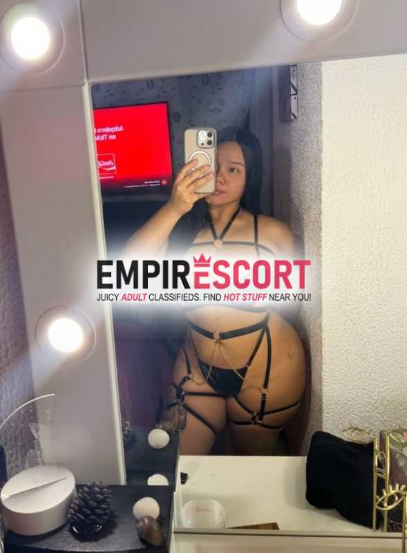 hola mis amores me encuentro acá en ciudad de barranquilla estoy aquí para ofrecerles mis mejores servicios