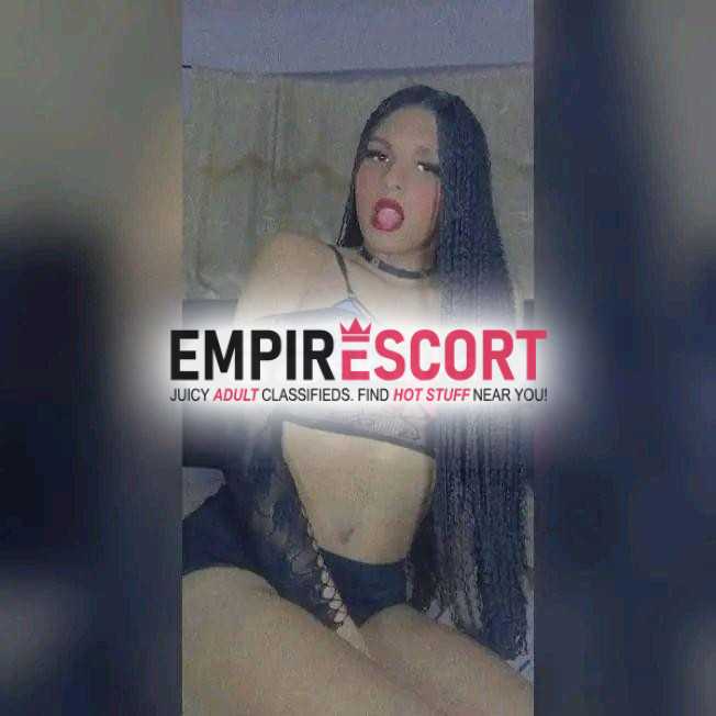 soy isa chica trans femenina dispuesta complacerte