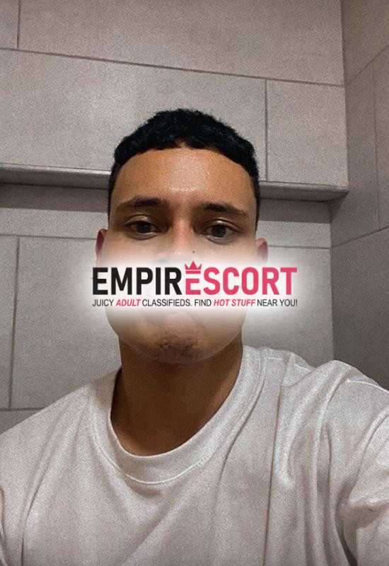 moreno dotado atractivo lechero dotado full erecciÓn sitio