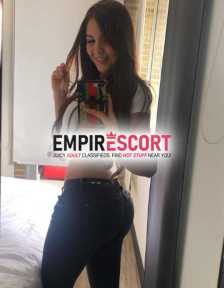 estoy interesada en conocer chicos y chicas escribeme y pasaremos bien delicioso
