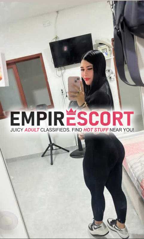 jovencita demasiado golosa y muy caliente