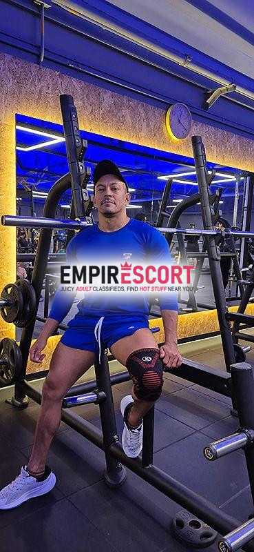 costeÑo activo masculino de gym