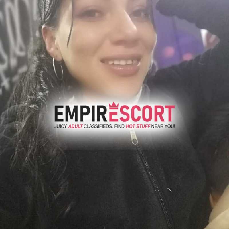 encantadora extrovertida
cariñosa dispuesta para consentirte