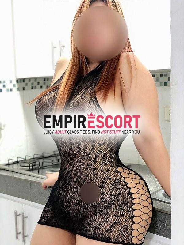 rubia monteriana toda diva en cama cogeme en todas las posees bn rico