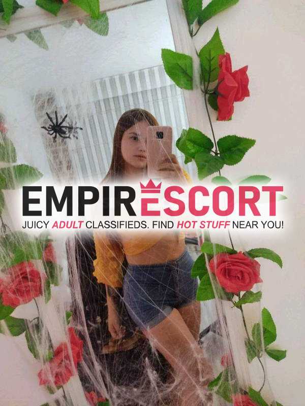 hermosa chica traviesa y pervertida dispuesta saciar tus ganas de sexo