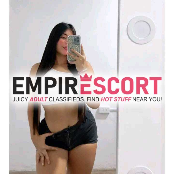 atractiva apretadita obediente cariñosa disponible para complacer tus necesidades sexuales