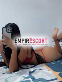 rica flaca pelinegrajovencita cuerpo de modelo natural descomplicada