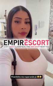 soy linda chica universitaria me gusta complacer mis clientes me gusta el sexo al natural