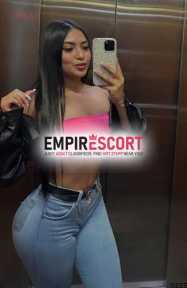 caucasia sexy chica ardiente extrovertida