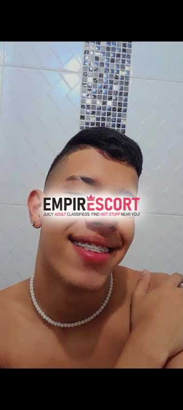 chico extrovertido ganas de complacerte