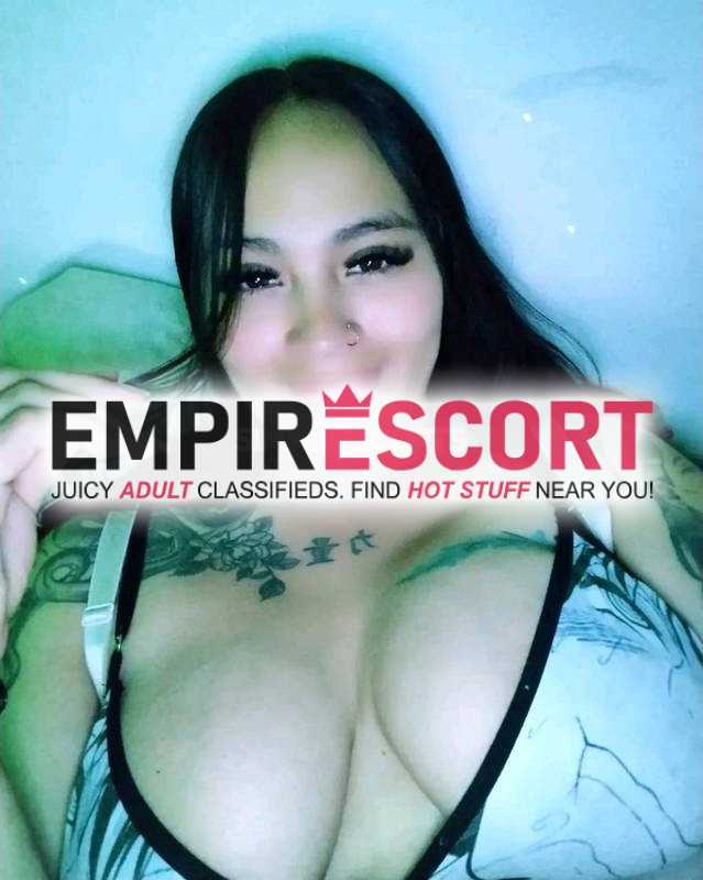 crocante deseosa de tenerte y satisfacer todo tu encanto chica sumisa