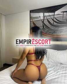 violeta escort pelinegra en bogotá