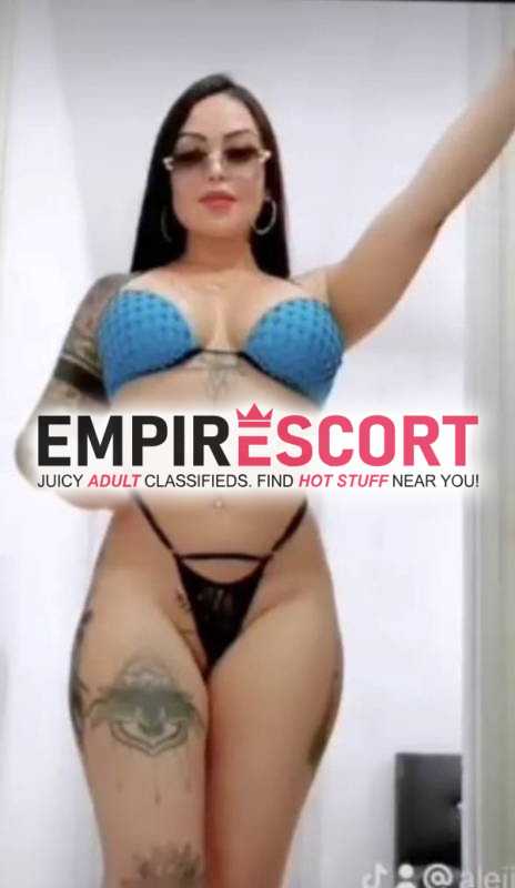 soy linda chica universitaria me gusta complacer mis clientes me gusta el sexo al natural