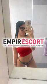 ola soy linda dama de compañía estaré para pasarla delicioso mis servicios son presenciales anímate pasaremos delicioso