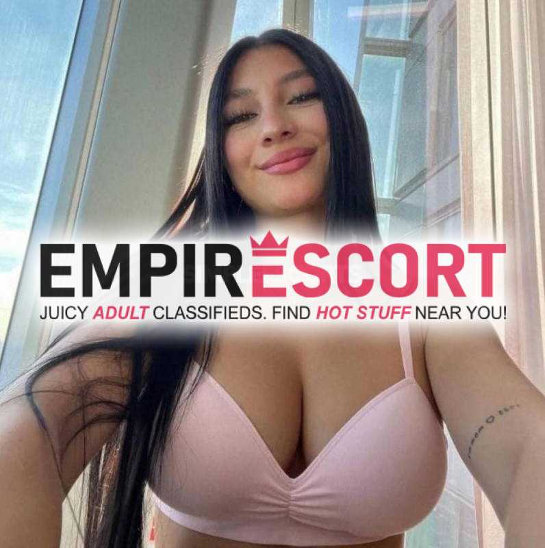 sexi joven aventurera para en cuentro mágico en cama