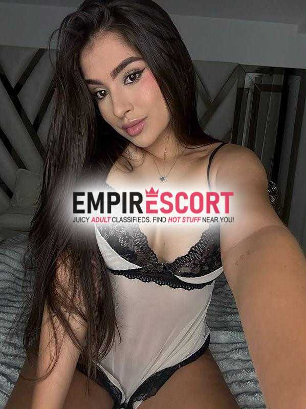 soy laura estoy calientica y mojadita y ganas de mucho sexo y mucho placer