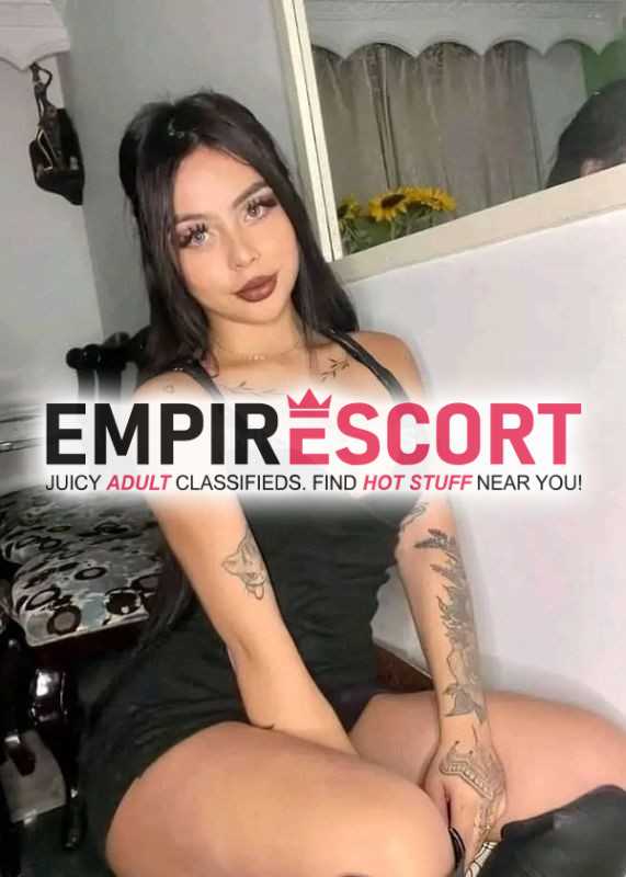 chica hermosa ninfómana deceosa de mucho sexo