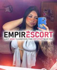 hermosa jovencita muy caliente y complaciente