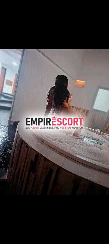 cuerpazo de diosa curvas de infarto diva de divas modelo vip score de alto nivel de talla internacional de paso por esta