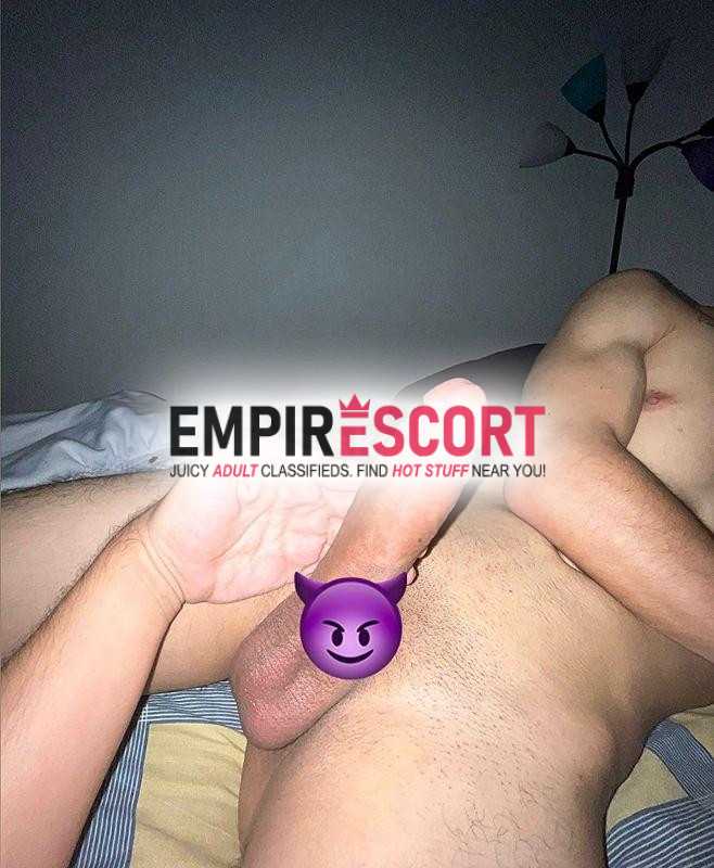 tengo buena verga dura para que te montes cabalgar