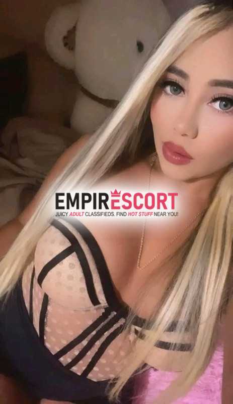 maravillosa muy hermosa jovencita y calientica