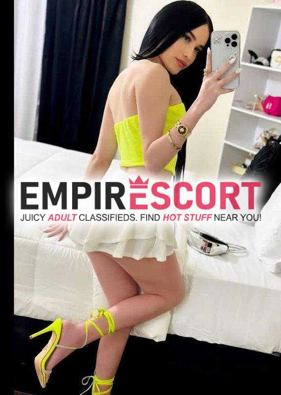 sexy extrovertida y tu complice en cama