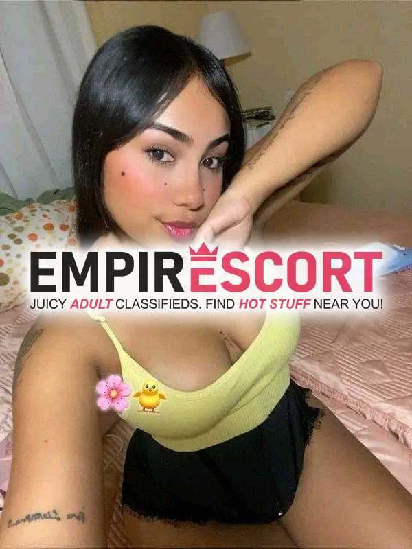espectacular ardiente caliente súper exótica muy joven te vengo complacer y brindar los servicios sexuales más especiales