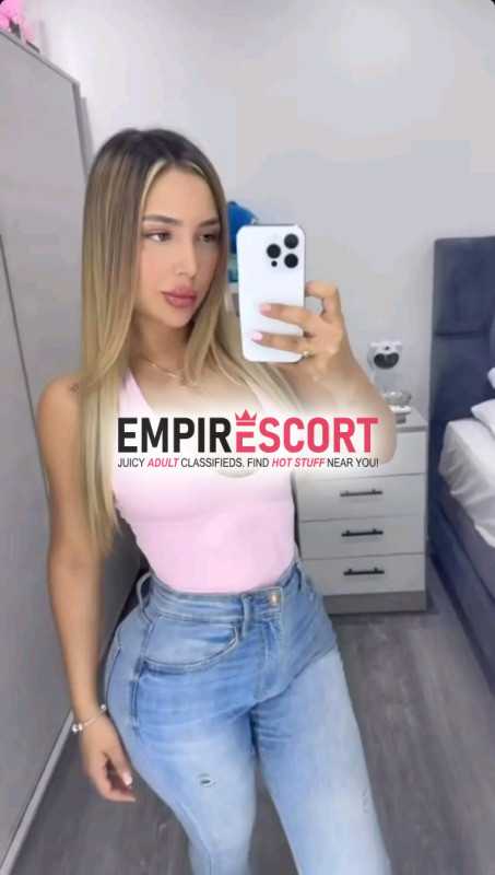 hola mis amores he llegado cumplir todas tus fantasias que tengas en mente soy muy descomplicada y extrovertida te voy complacer al máximo estoy disponible cuando desees escríbeme