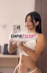 papasito me encuentro disponible no pienses más escríbeme estaré dispuesta complacerte y cumplir todas tus fantasías