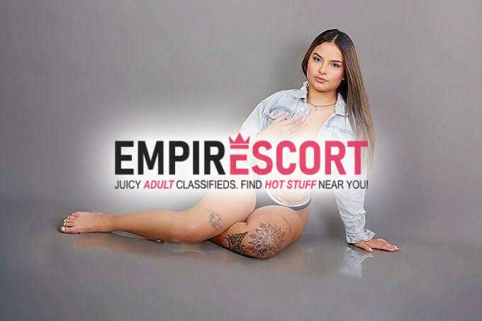 hermosa paisa sensual natural y juguetona