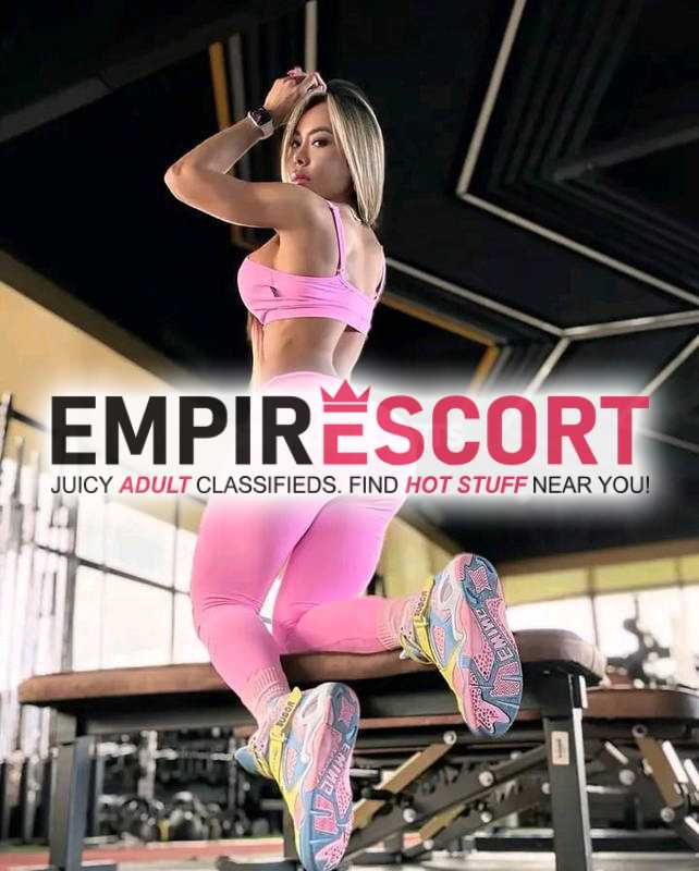encantadora chica dispuesta complacerte súper delicioso en cama te puedo cumplir tus fantasías fetiches más íntimos