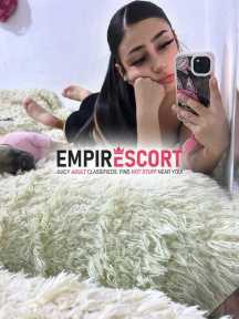 hola mis amores soy chica muy cariñosa y divertida escríbeme