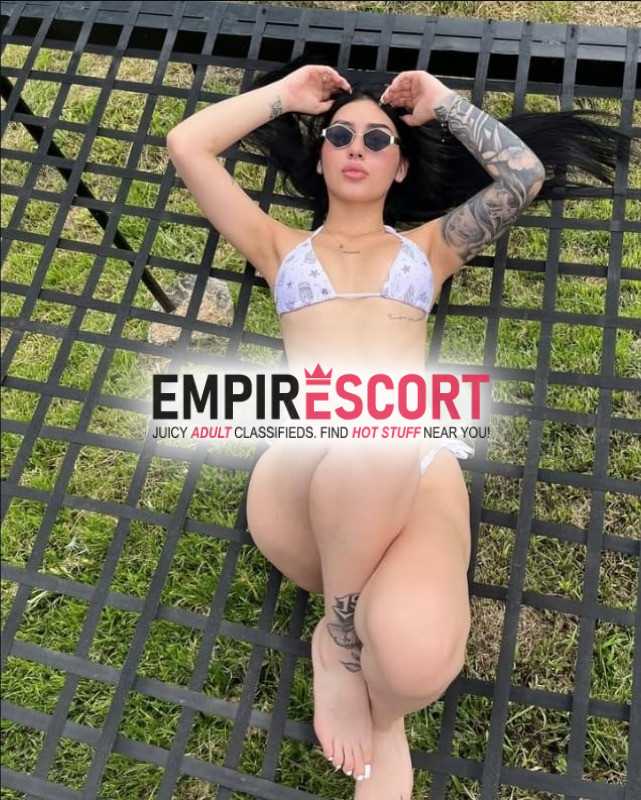 mi gente bella de buga les presento flaca más hermosa de ciudad. es jovencita sumisa apretadita y multiorgasmica. disponible y dispuesta todo. escribeme.