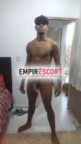 hola buenas soy chico negro muy complaciente listo parati