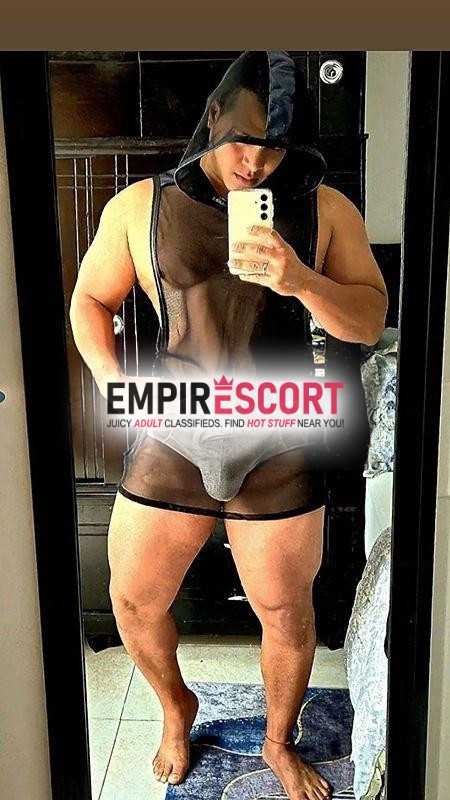 macho activo vergon negro morboso 22 cm grueso y lechero