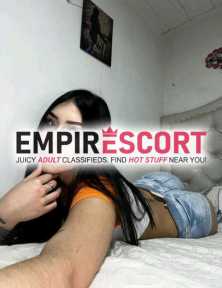 hermosa chica traviesa y pervertida dispuesta complacerte amor