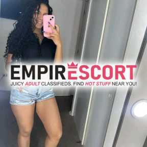 soy linda chica universitaria me gustó complacer mis clientes me gusta el sexo es natural