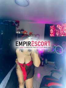 escríbeme amor culo rico grande disponible para ti caliente y diabla en cama ven disfruta